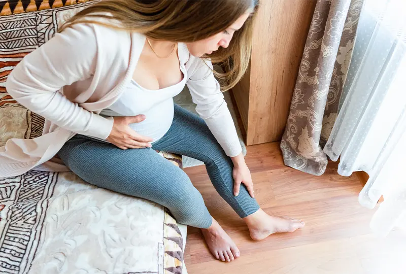 妊娠中特有の足のむくみについて, 整体, 手のしびれ, 猫背矯正, 巻き肩矯正, 冷え, むくみ, 温熱ドーム, みたか西久保整体院, 武蔵野市, 根本改善